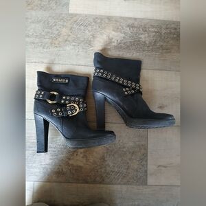 Cesare Paciotti 4 US boots. Size 40